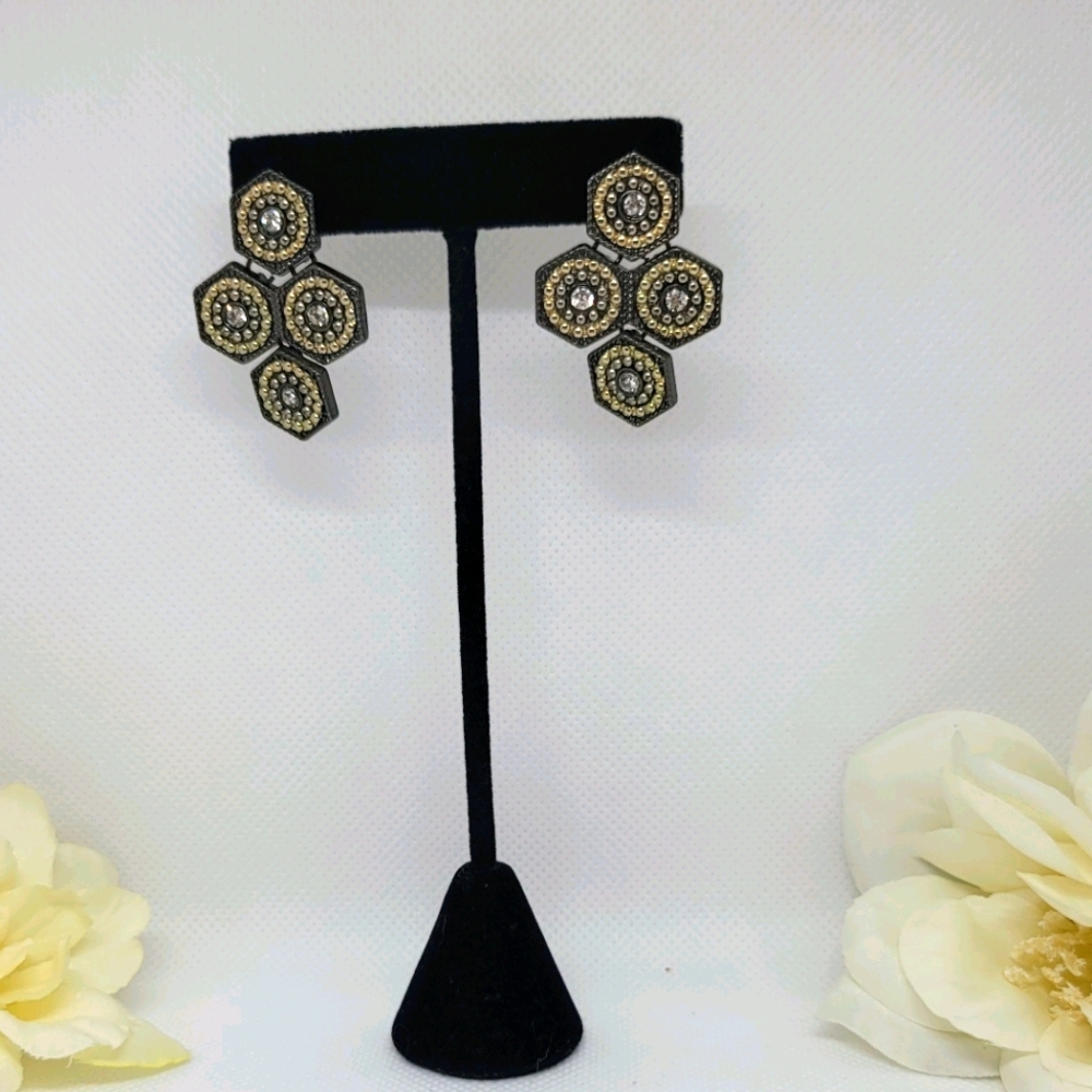 Very cool retro style earrings